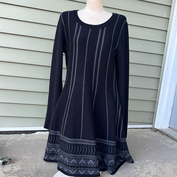 Cloud Chaser Dresses & Skirts - Like new Cloud Chaser black with grey sweater dress